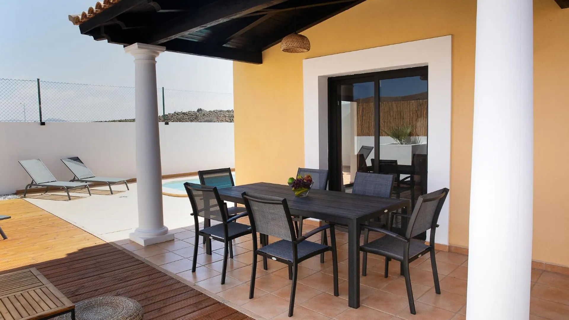 Surf Dream Villa كوراليهو 0*,  إسبانيا
